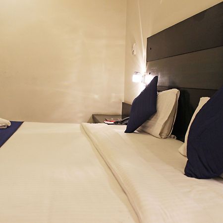 Oyo 605 Hotel Camria Gurgaon Exterior photo